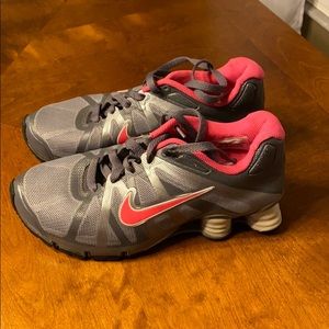 Nike shocks